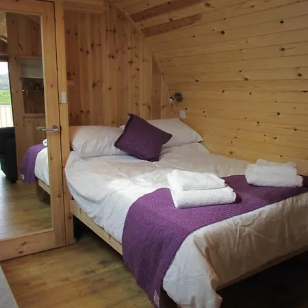 Loch Cromore Holiday Pods Exterior photo